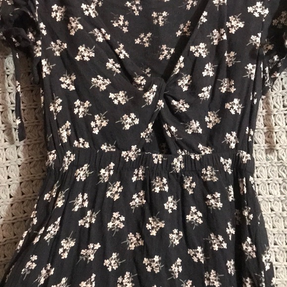 American Eagle Outfitters Floral Dress - Picture 1 of 4